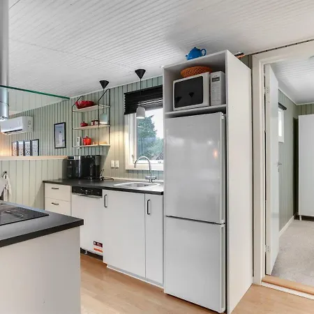 Matz - 350m From The Sea In Ne Jutland By Interhome * Hals