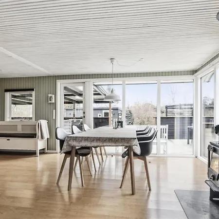 Matz - 350m From The Sea By Interhome Dom wakacyjny Hals